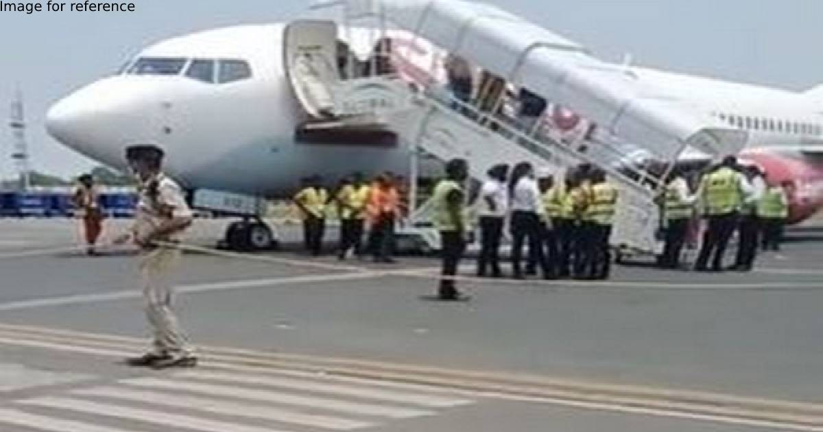 Delhi bound SpiceJet plane catches fire mid air; all safe